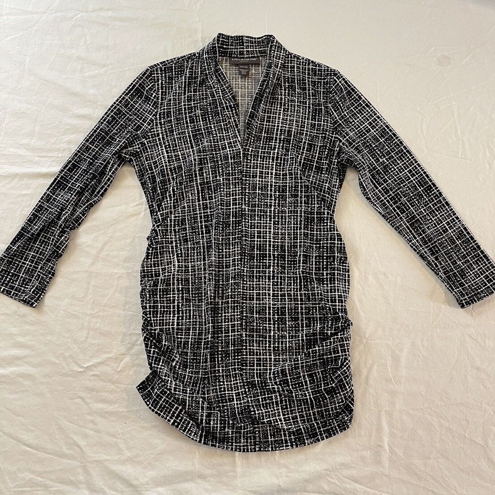 A Pea in the Pod Women's Patterned V-Neck Long Sleeve Top Size Small